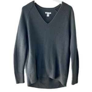 Athleta Hanover V-Neck XS Merino Wool Knit Top Sweater Grey